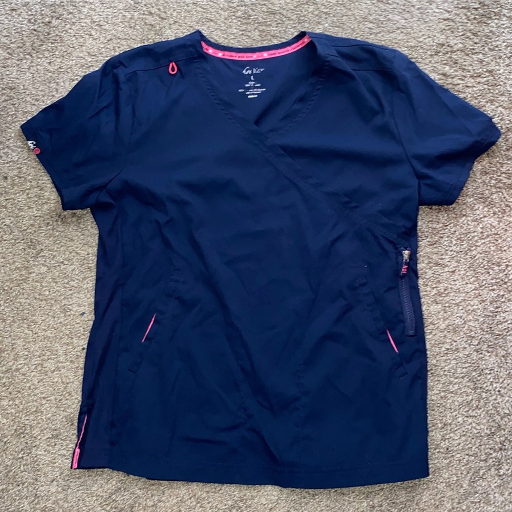 Scrub set